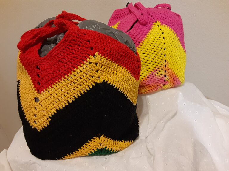 thimble hook shuttle 2 768x576