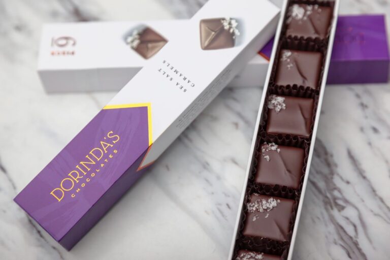 Dorindas ErskinePhotographyDorindasBoxChoc201web 768x512