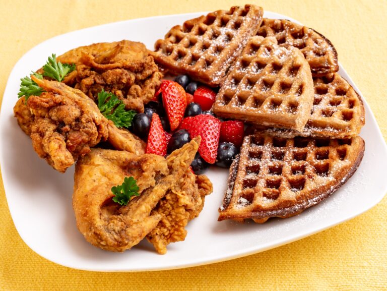 TheBlackPot ChickenAndWaffles 2 768x577